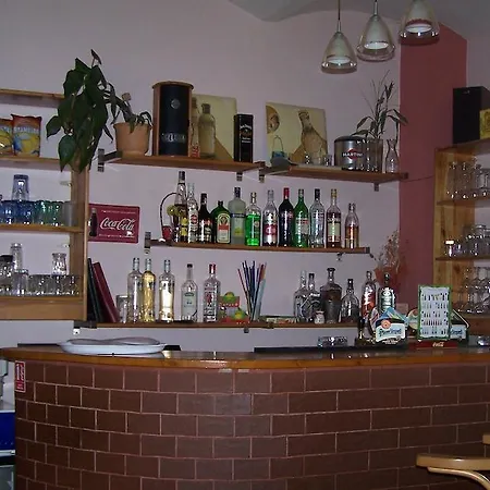여관 Restaurace U Muzea