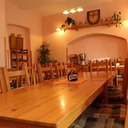 Restaurace U Muzea 여관